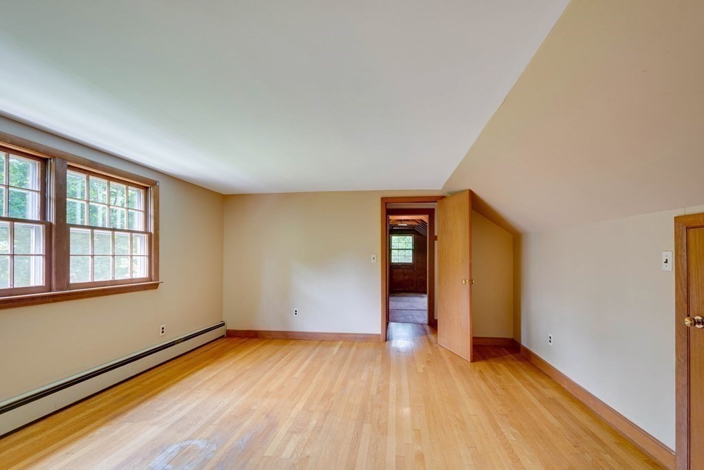 3 Brookside Circle