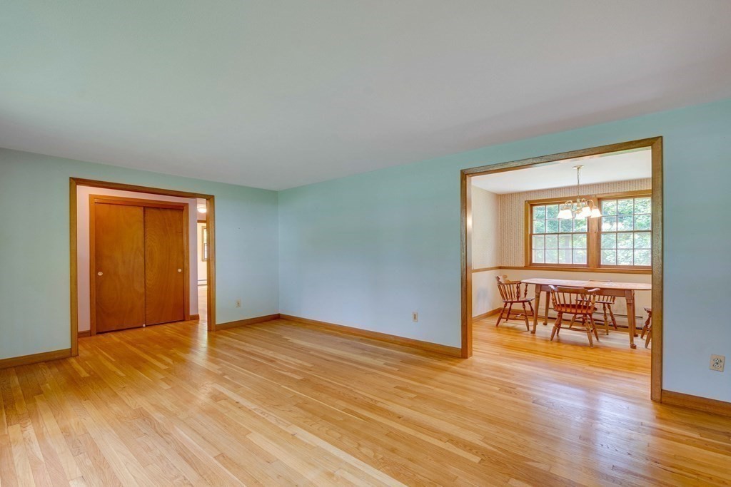 3 Brookside Circle