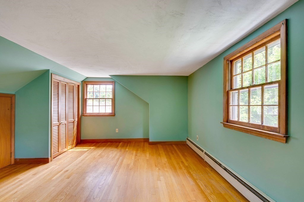 3 Brookside Circle