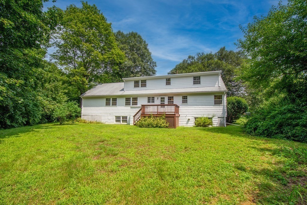 3 Brookside Circle
