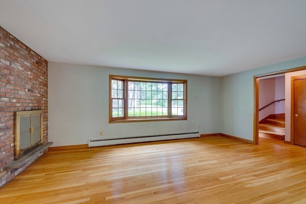 3 Brookside Circle