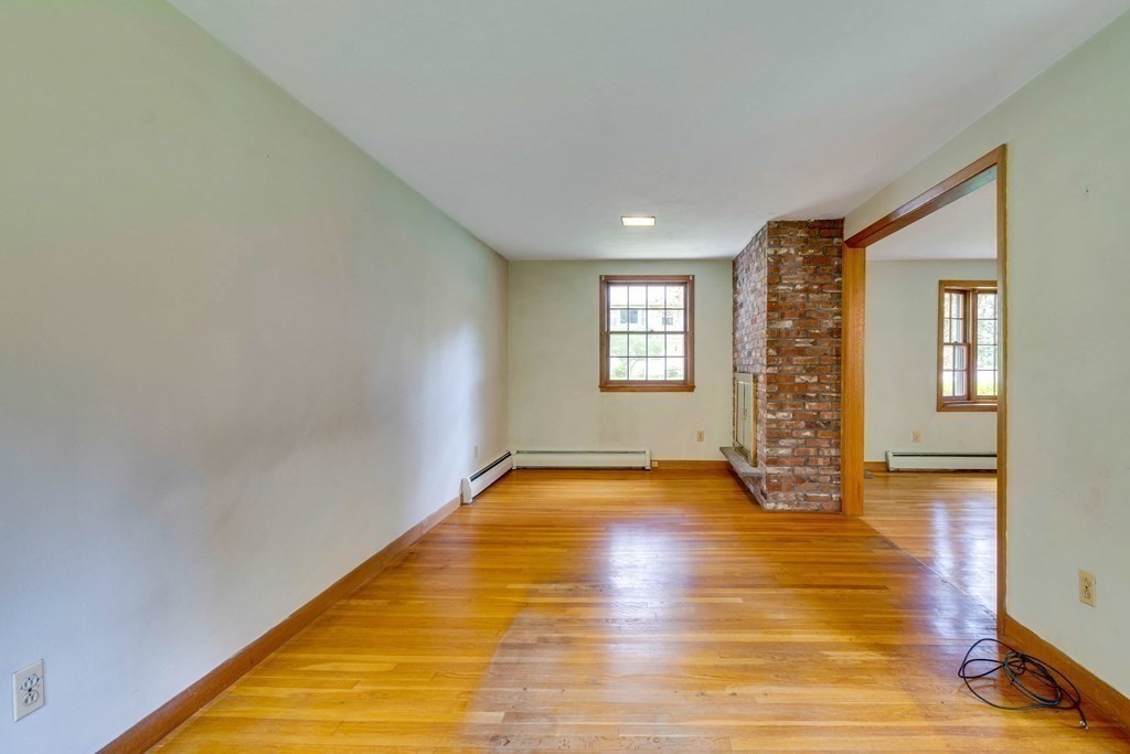 3 Brookside Circle
