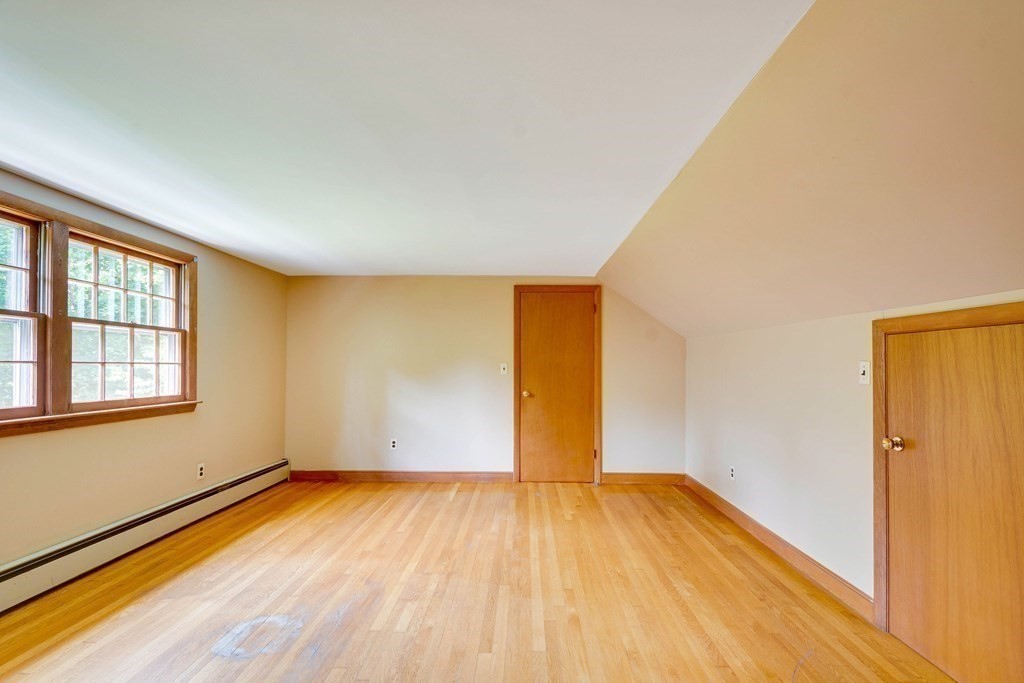 3 Brookside Circle