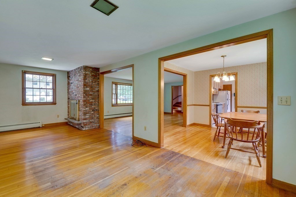 3 Brookside Circle