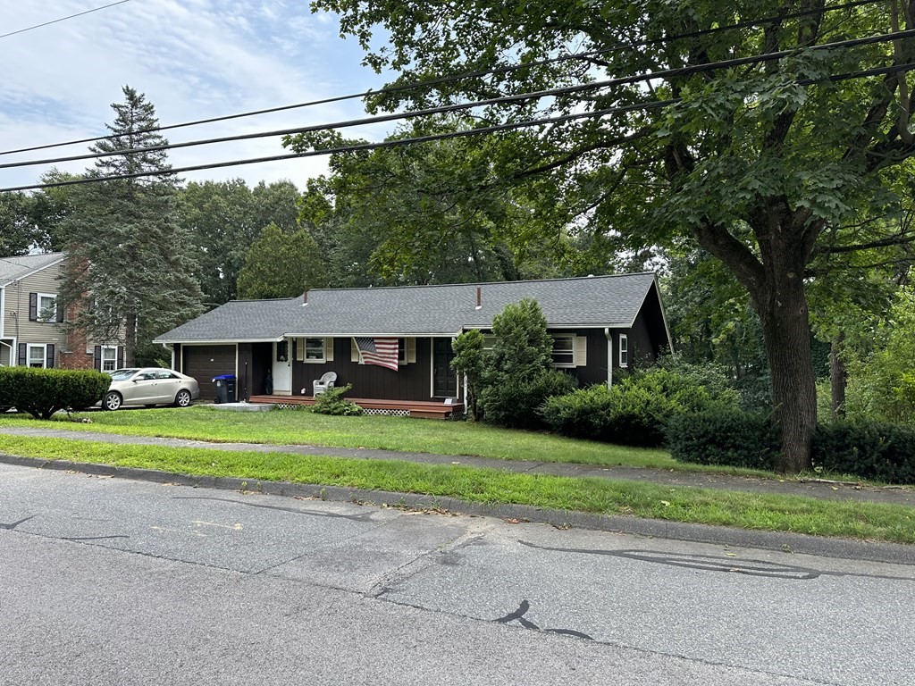 12 Seneca Dr.
