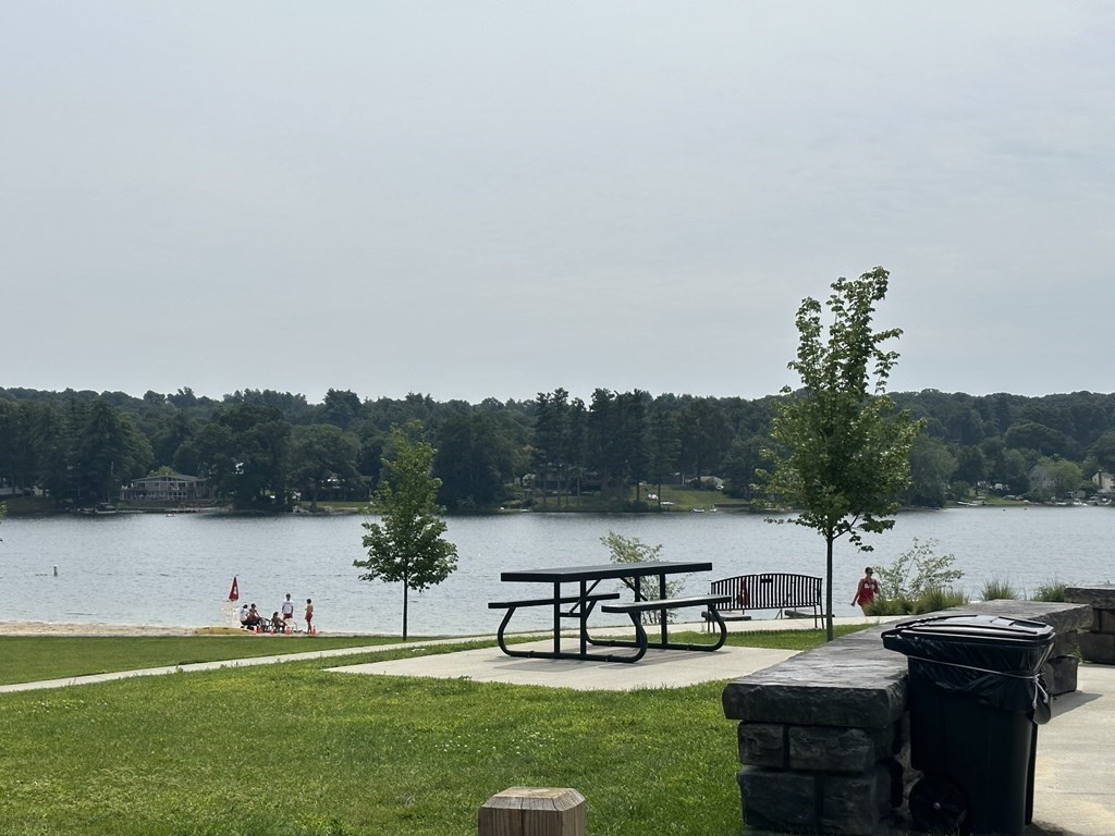 12 Seneca Dr.