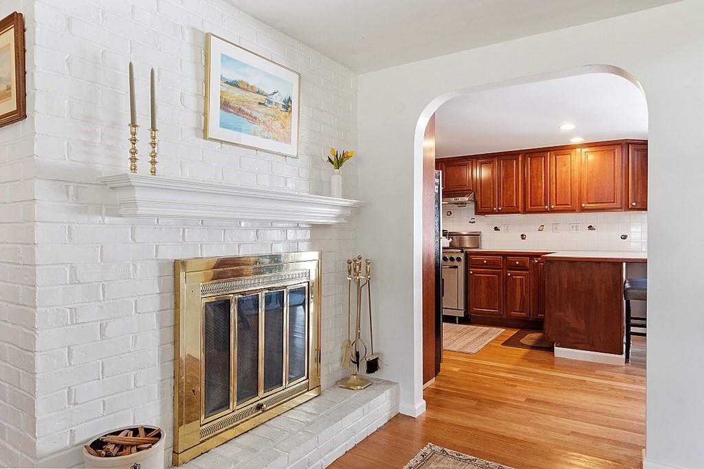 3 Crosby Rd