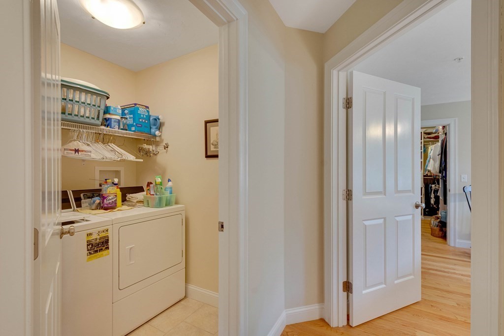 1138 Hill Rd # 4B