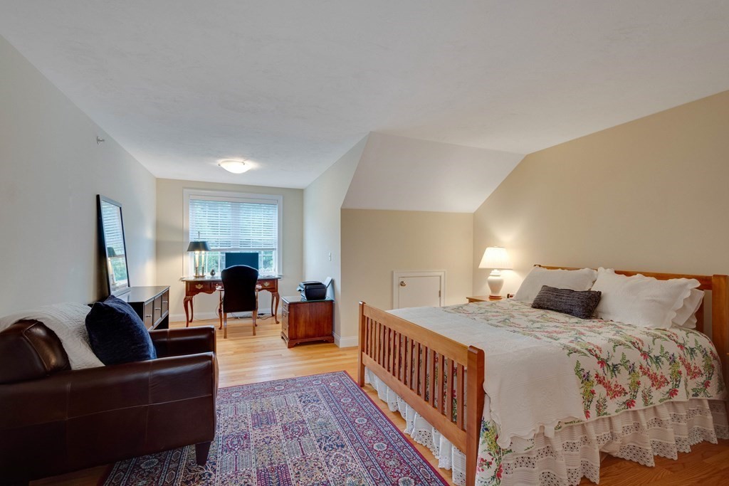 1138 Hill Rd # 4B