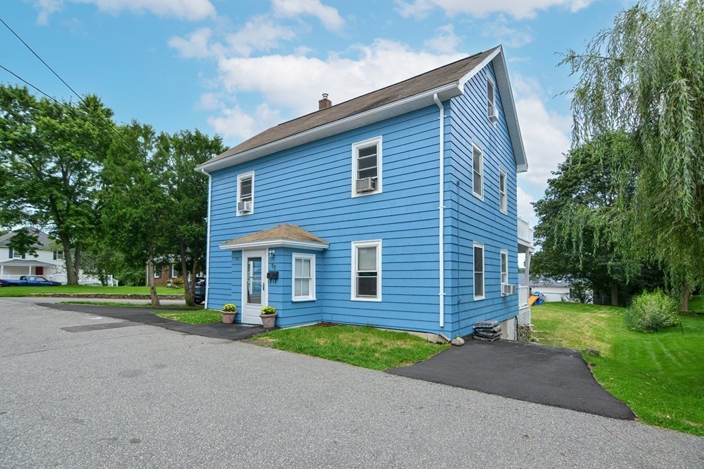 11 Belmont St
