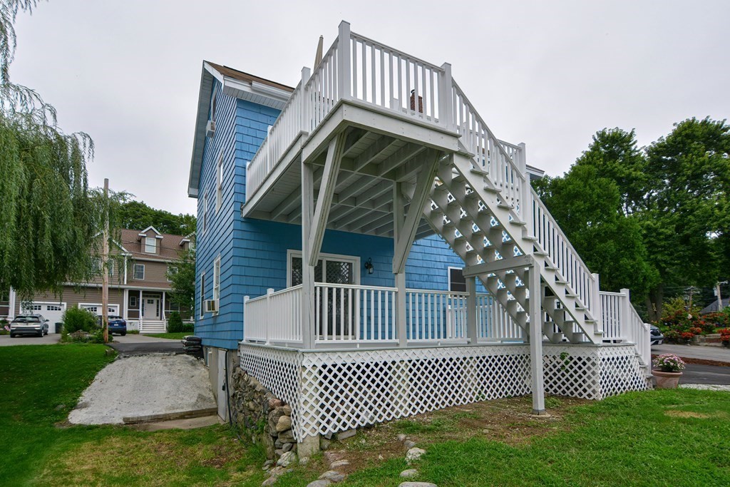 11 Belmont St