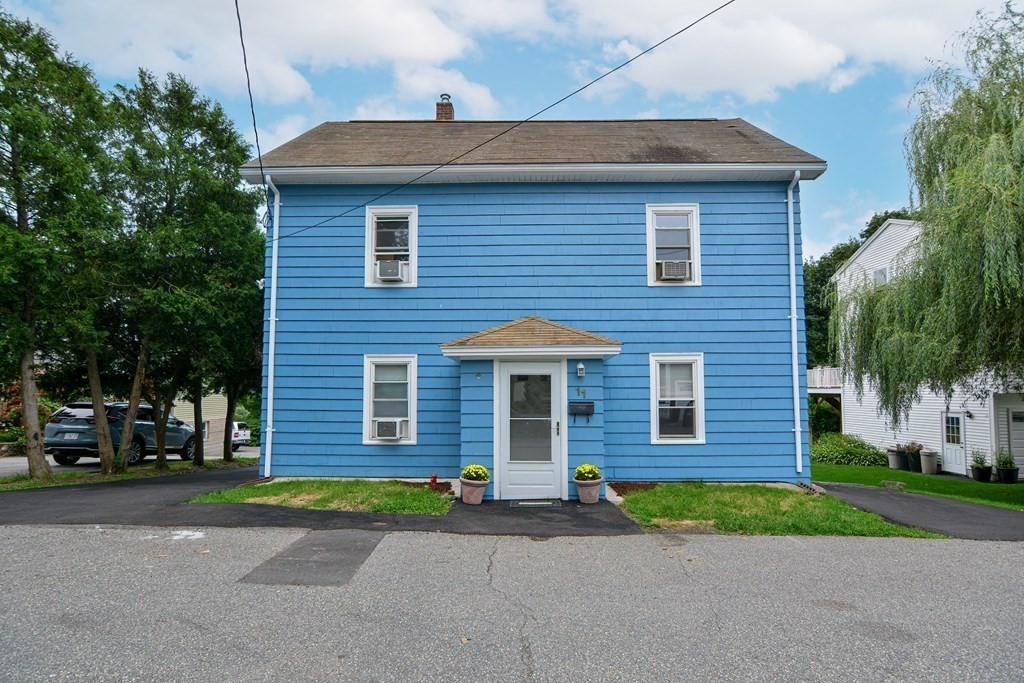 11 Belmont St