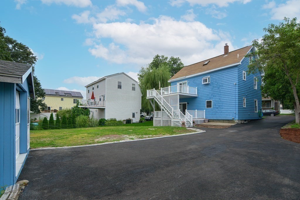 11 Belmont St