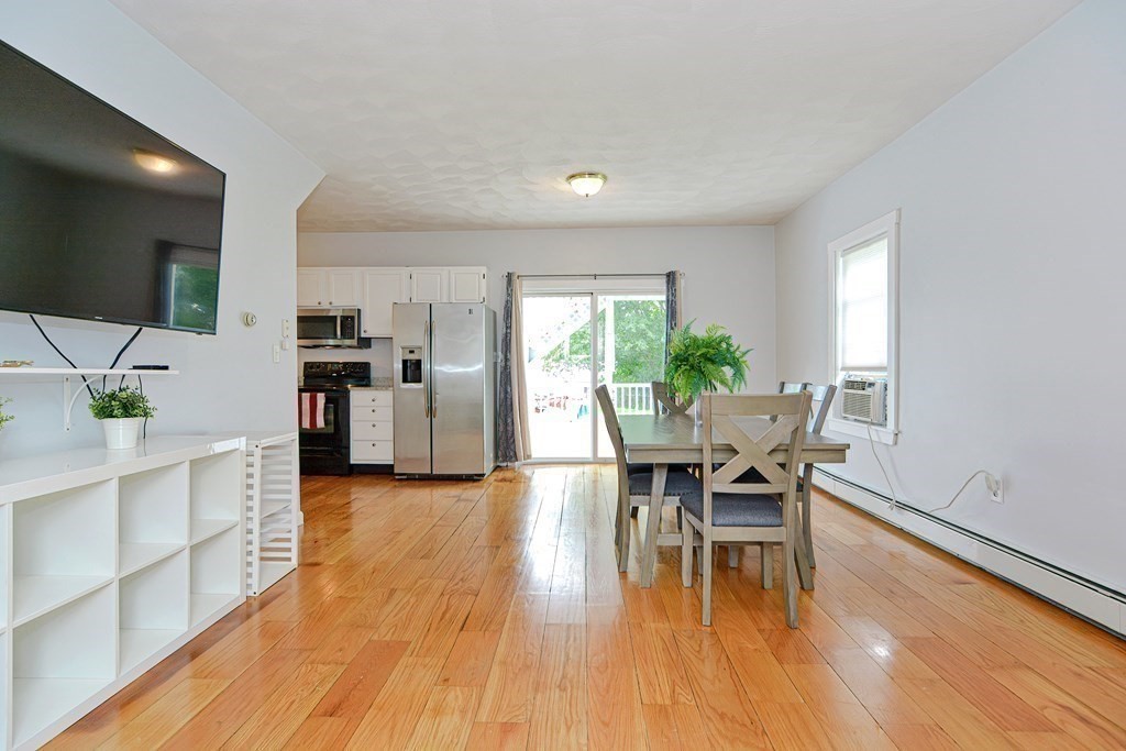 11 Belmont St