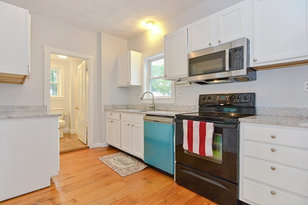 11 Belmont St
