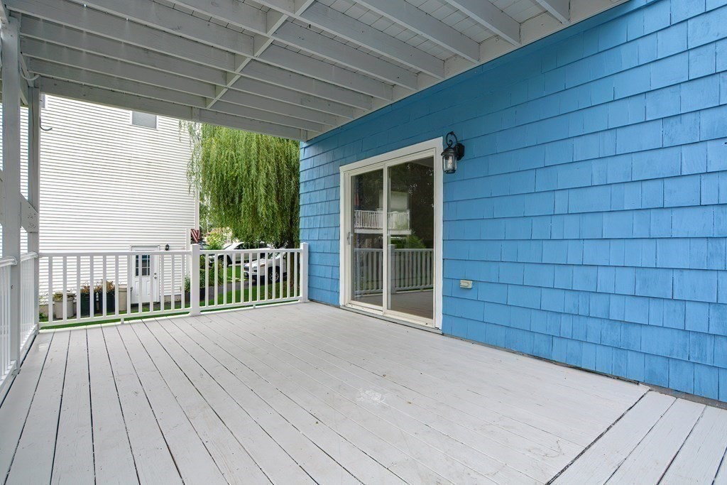 11 Belmont St