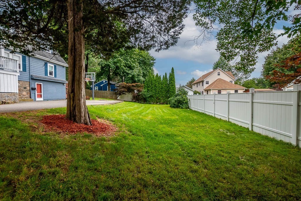 21 Lamoine St