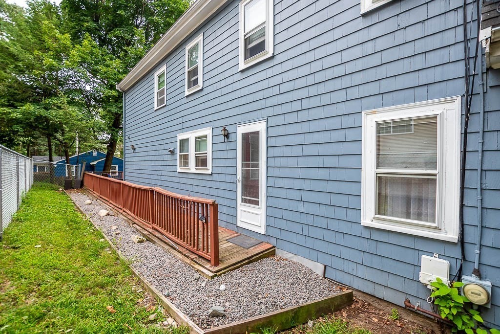 21 Lamoine St