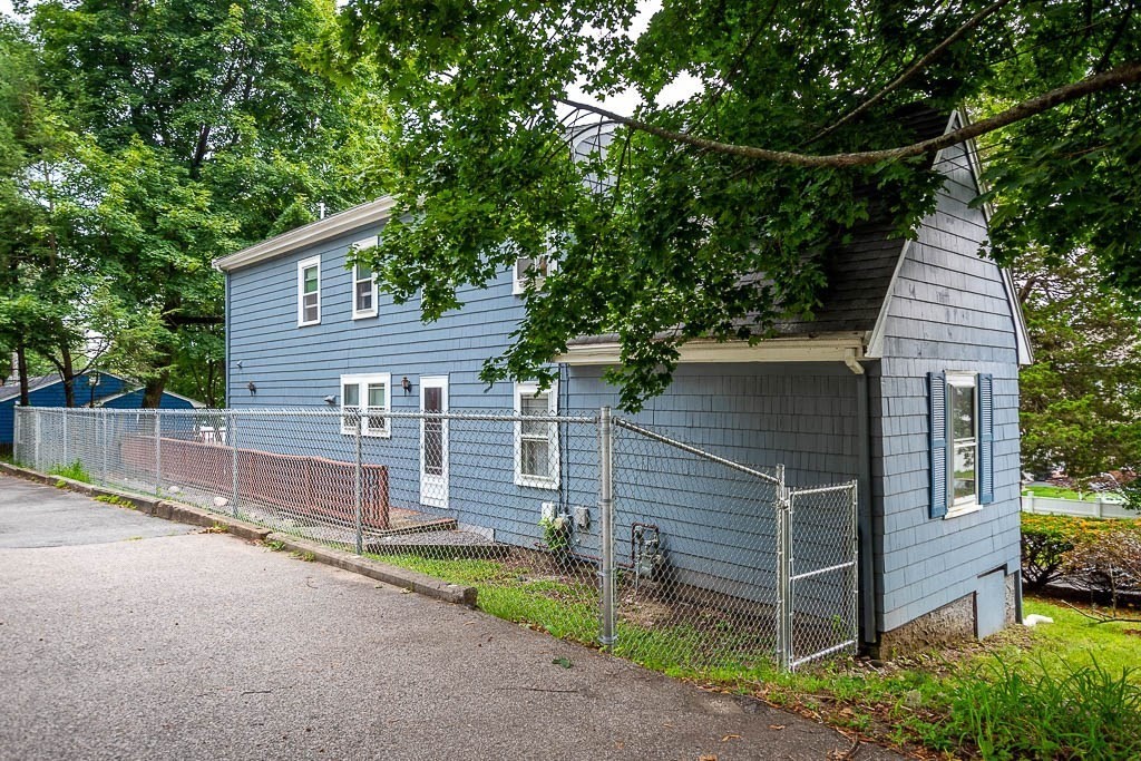 21 Lamoine St