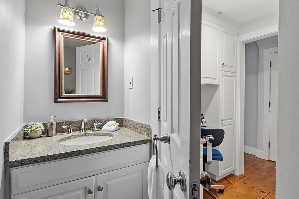 1031 Massachusetts Ave # 1031