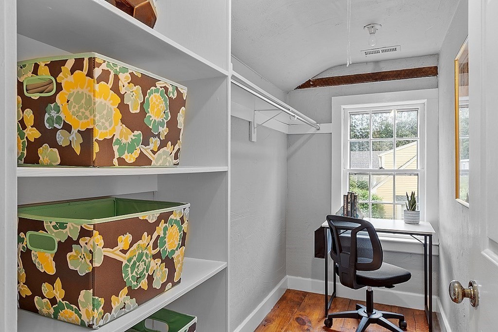 1031 Massachusetts Ave # 1031