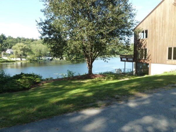 3 Oak Grove