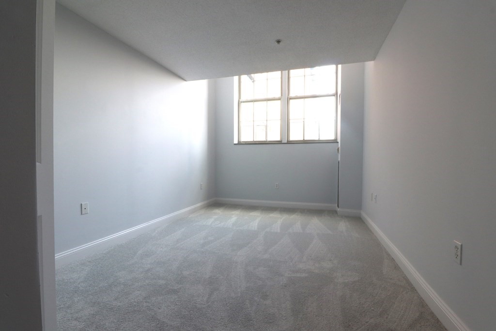 200 Market # 3411
