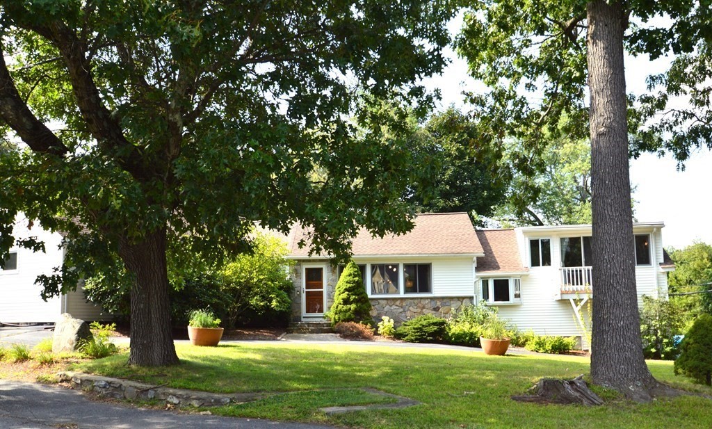 511 Elm St