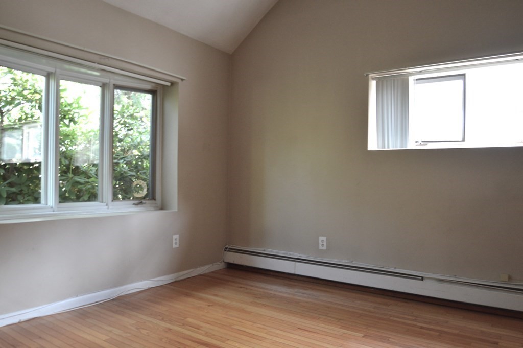 511 Elm St