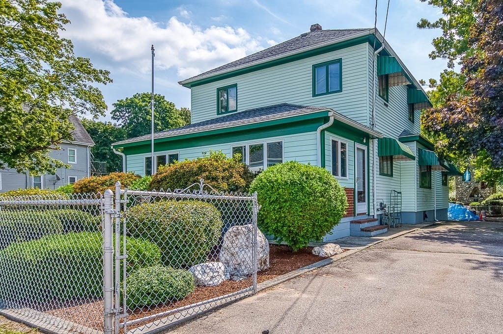84 Crapo St
