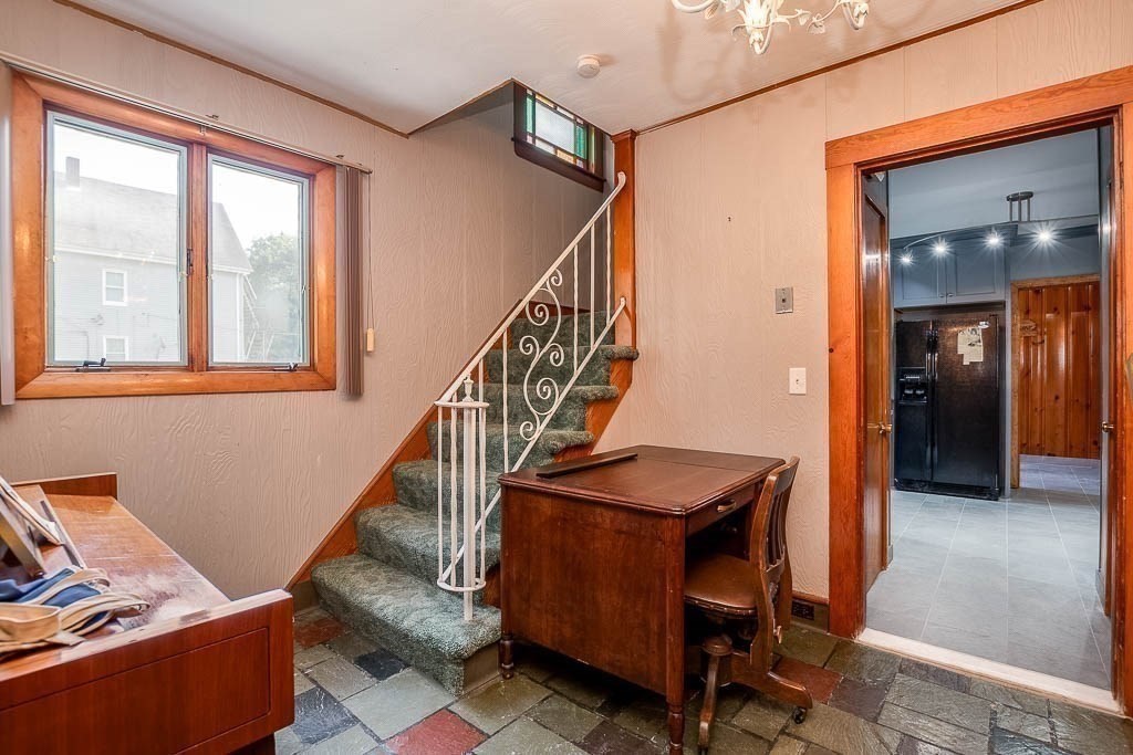84 Crapo St