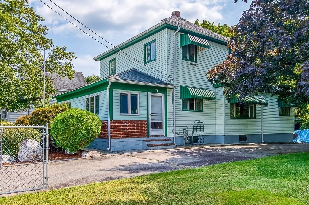84 Crapo St