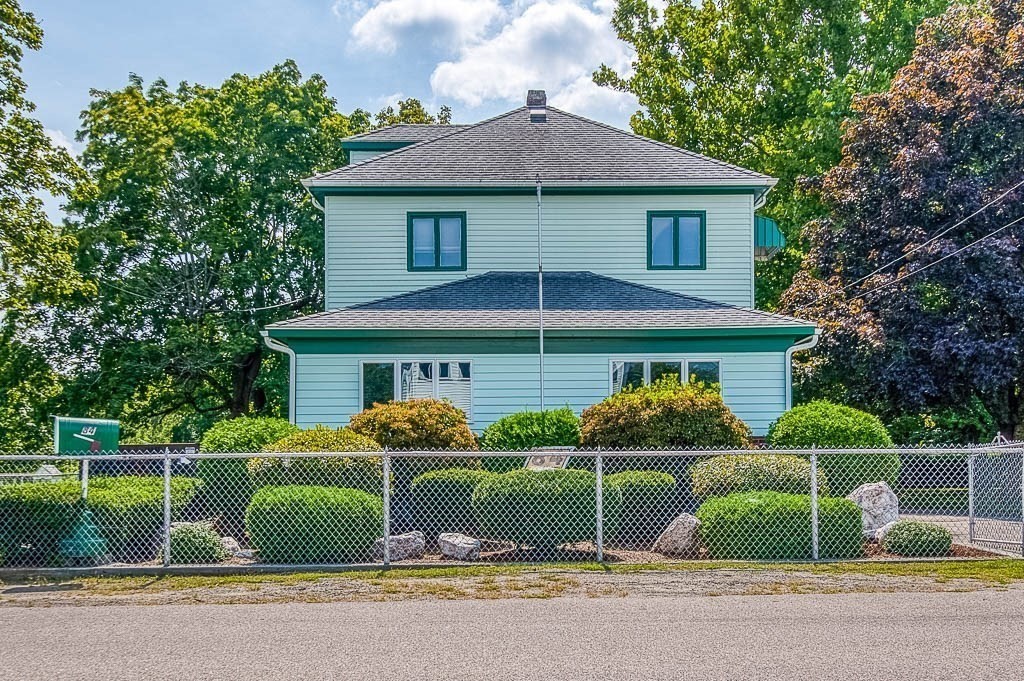 84 Crapo St