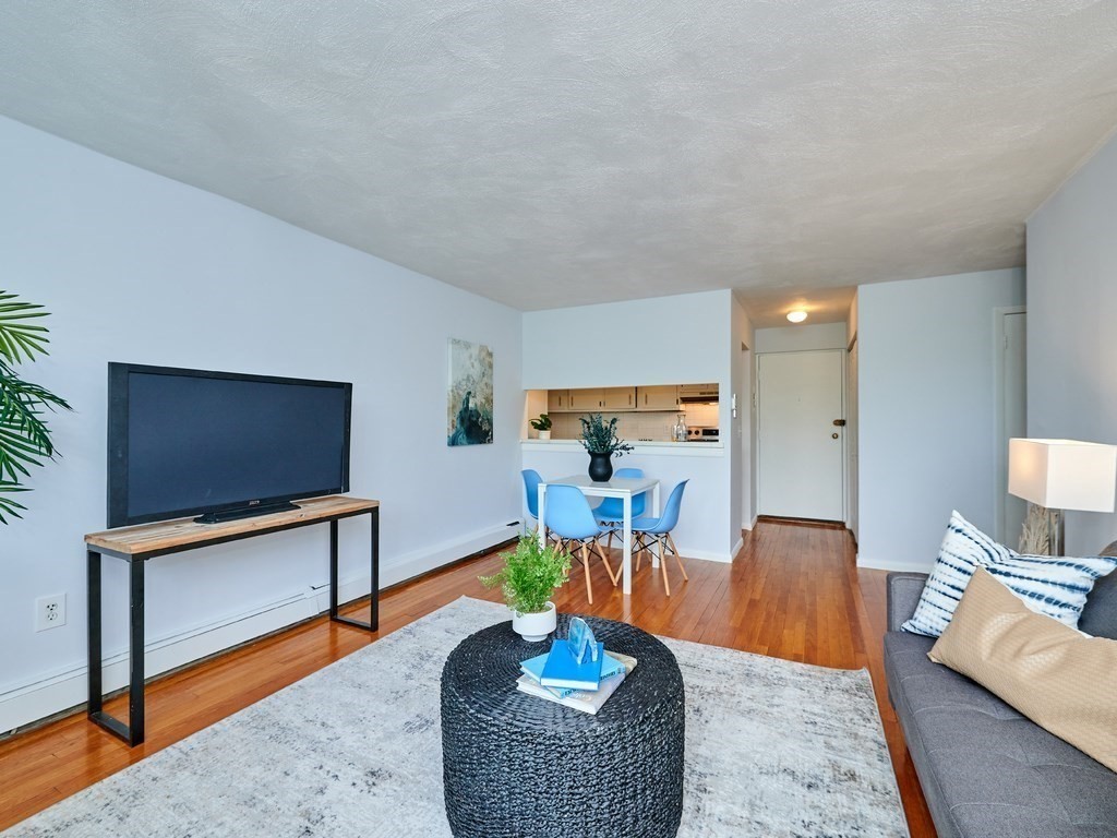 1643 Cambridge St Unit: 56