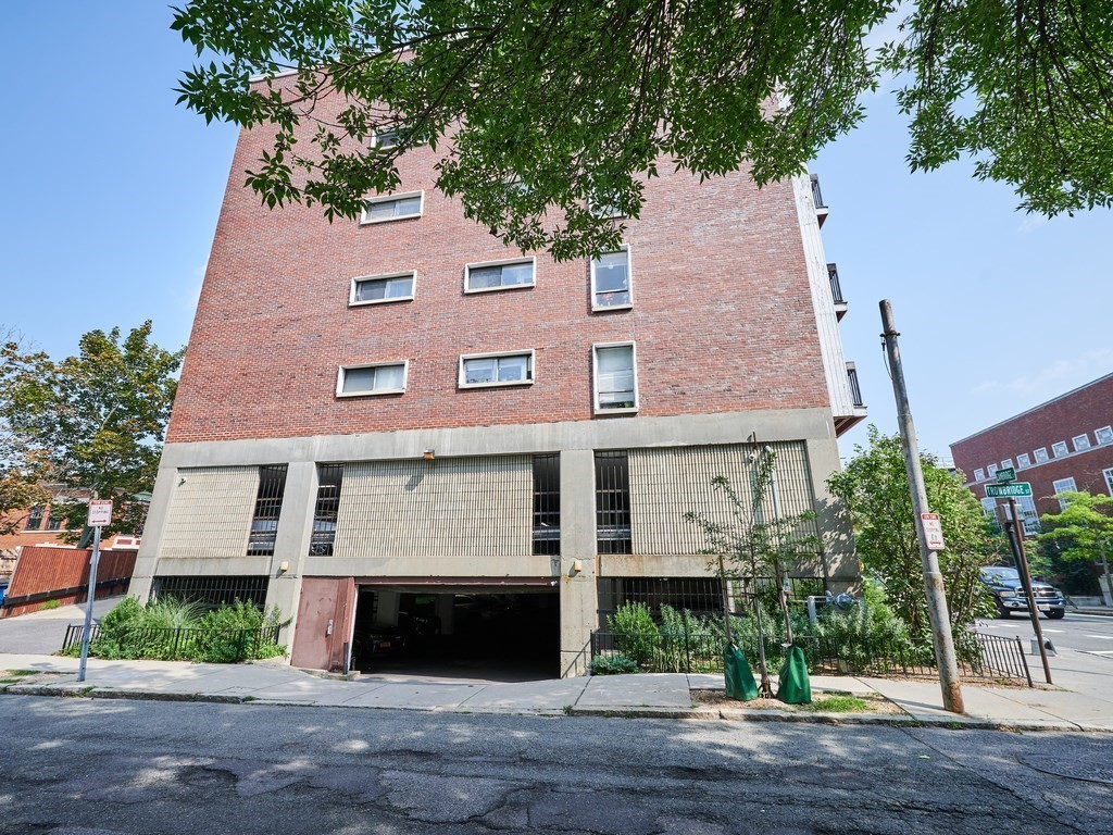 1643 Cambridge St Unit: 56