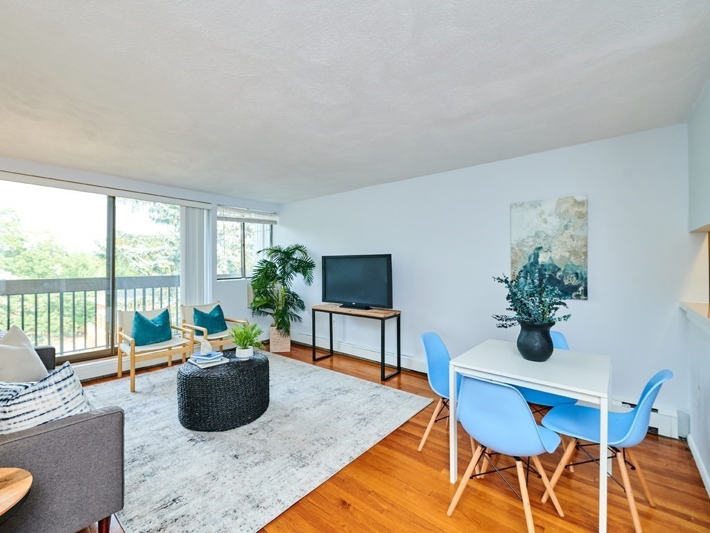 1643 Cambridge St Unit: 56