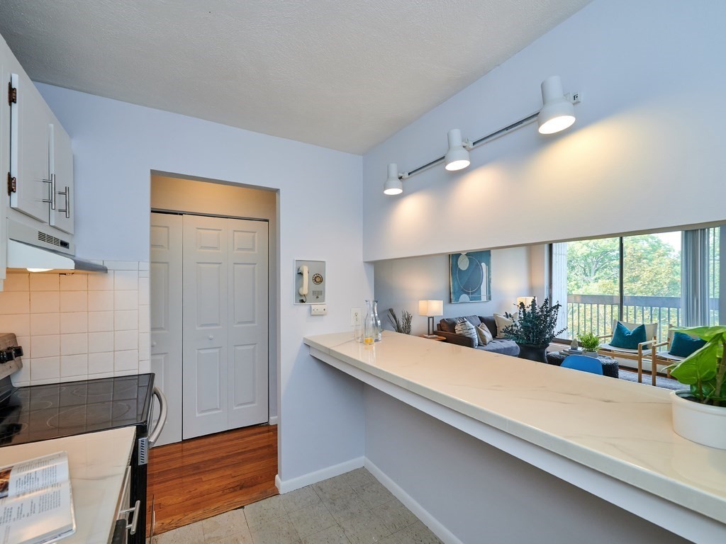 1643 Cambridge St Unit: 56