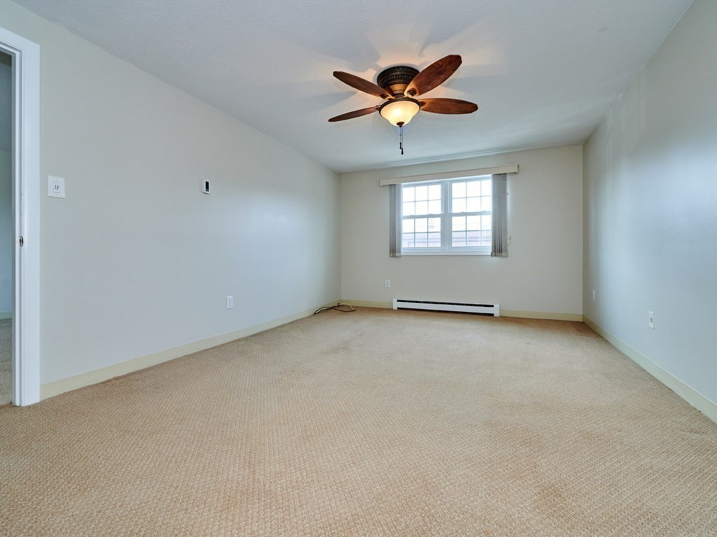 13-7 Old Colony Lane # 7 Unit: 13-7