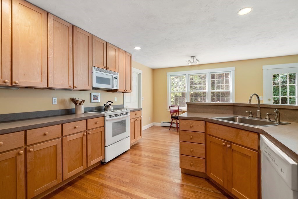 65 Kendall Hill Rd