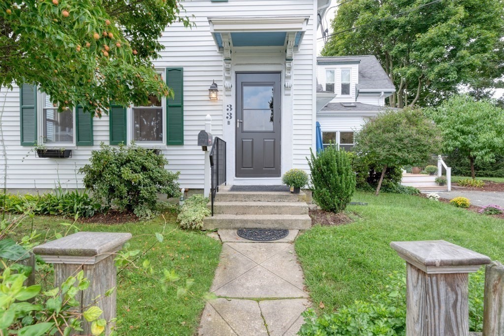 33 Central St # A