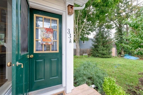 33 Central St # A