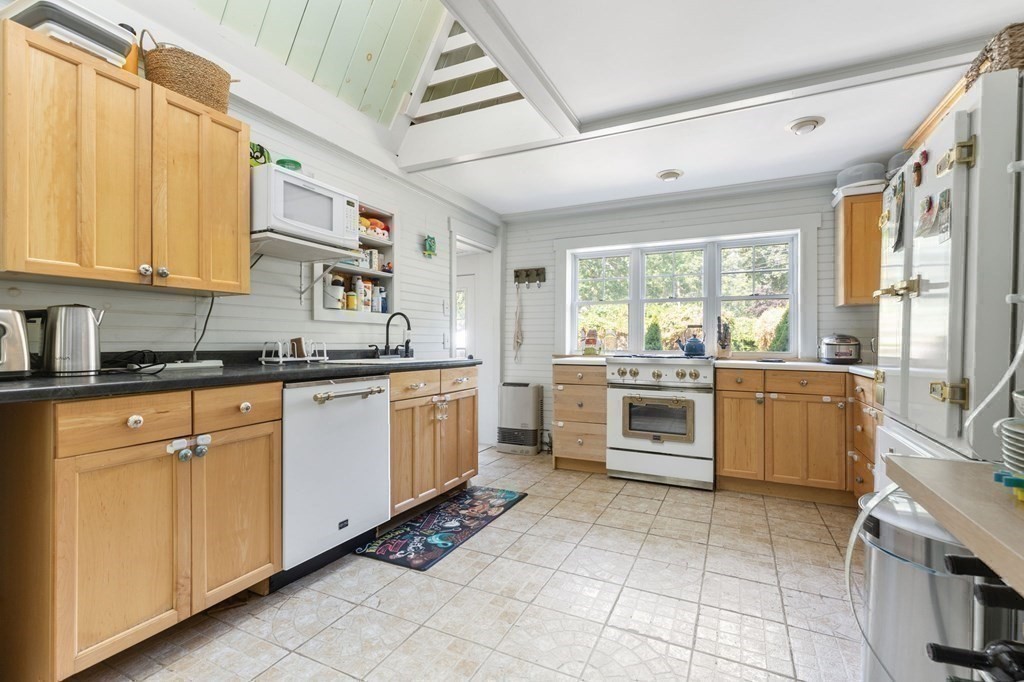 122 Trenton Rd