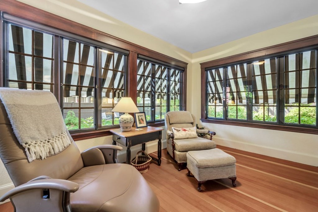 54 Lawler Rd