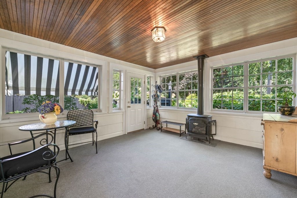 54 Lawler Rd