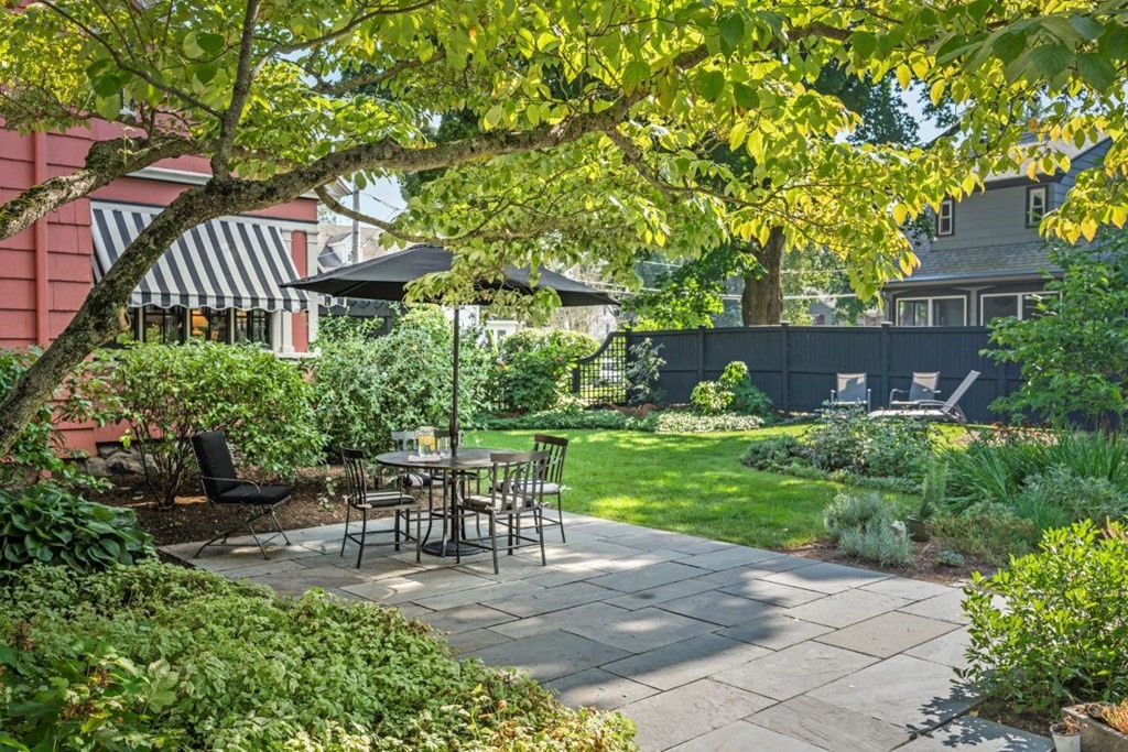 54 Lawler Rd