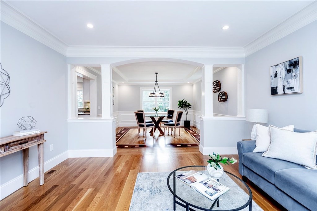 27 Burt Rd
