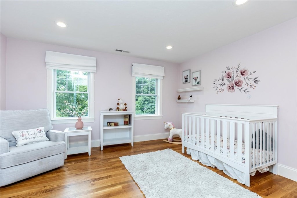 27 Burt Rd