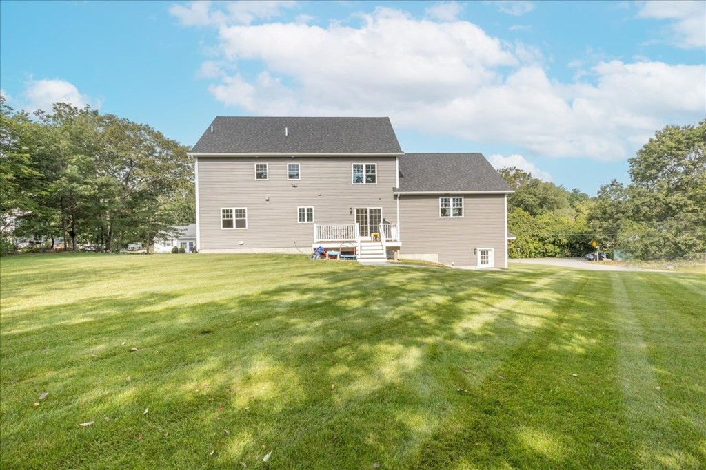 27 Burt Rd