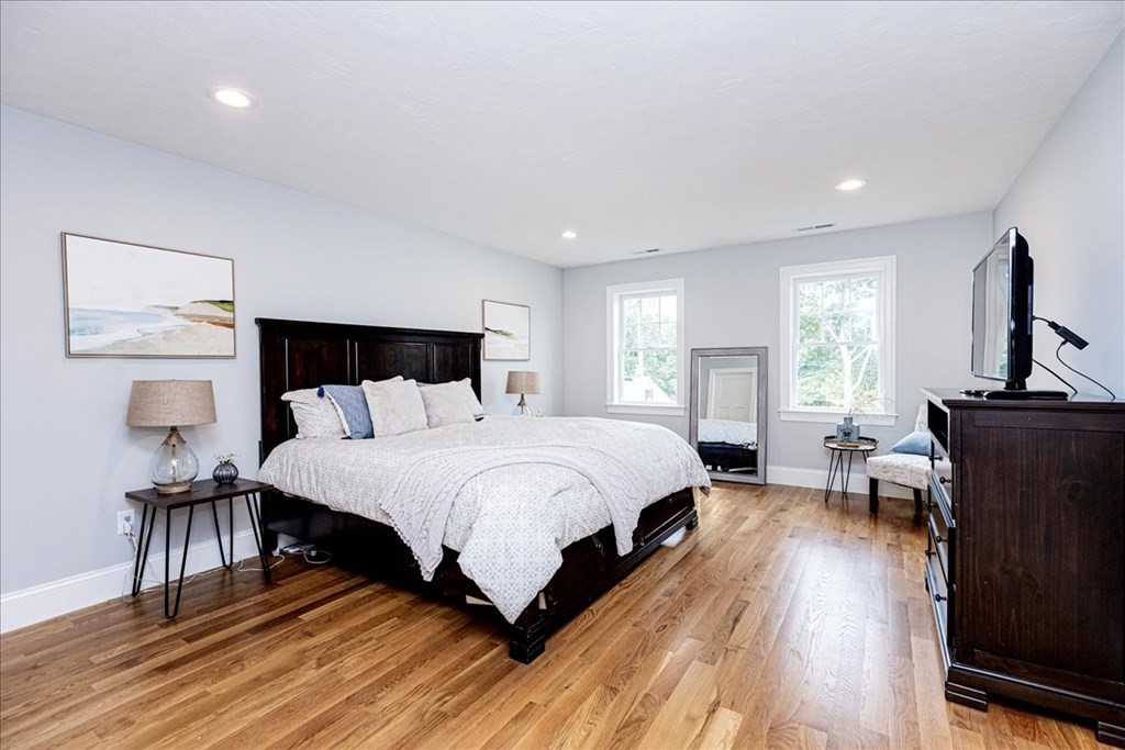 27 Burt Rd