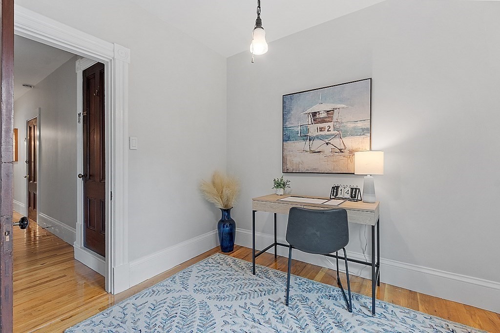 637 Massachusetts Ave # 637